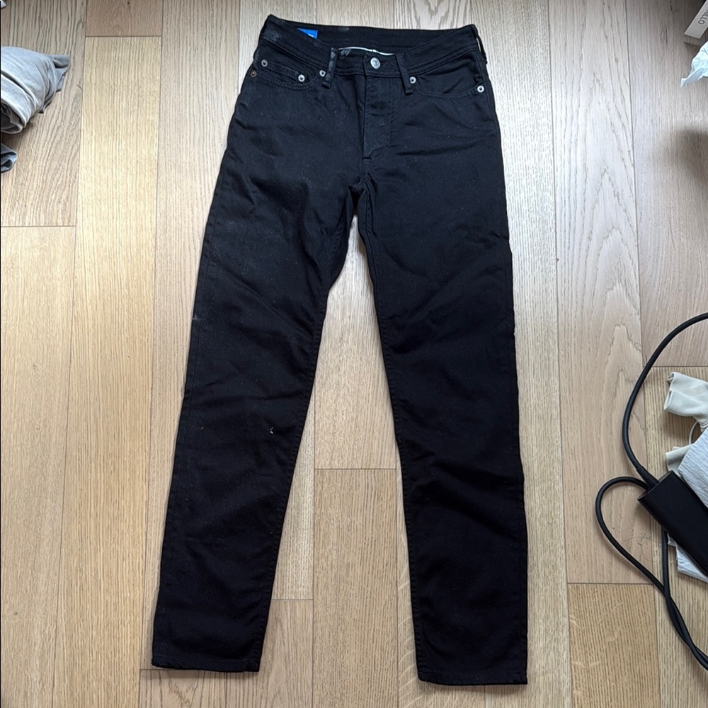 Women’s Black Jeans